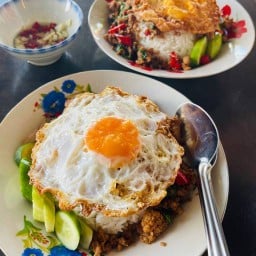 ครัวไก่แดง
