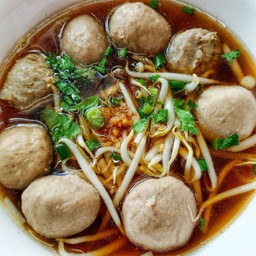 เกาเหลา ลูกชิ้น (พิเศษ)
