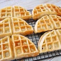 W021.วาฟเฟิลไส้แตก ไส้ช็อกโกแลต