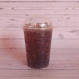 โค้ก(น้ำอัดลม)+น้ำแข็ง