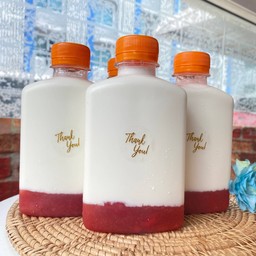 นมสดสตอเบอร์รี่