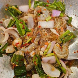 ยำวุ้นเส้นกุ้งสด