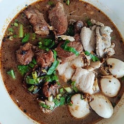ก๋วยเตี๋ยวเรือลำพายสาขาตราด สาขาตราด