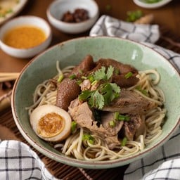 บะหมี่ขาหมู