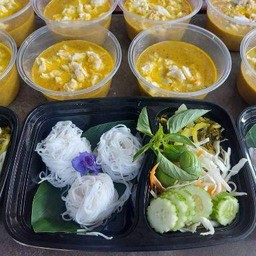 ขนมจีนน้ำยาปู