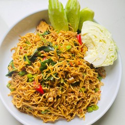 มาม่าผัดขี้เมา