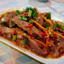 หมูตกครก