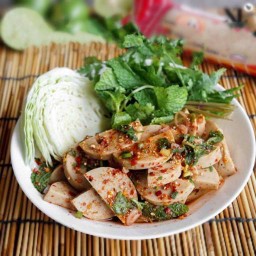 ลาบหมูยอ