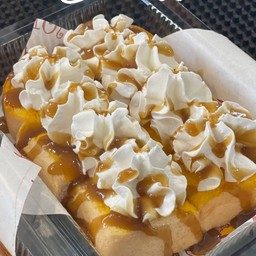 ปังปิ้งเนย+วิป+ซอสคาราเมล