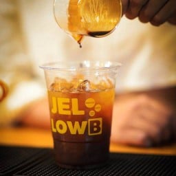 JellowB Bingsu & Cafe’ ร้อยเอ็ด
