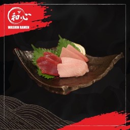 Maguro set akami-chutoro-otoro อย่างละ 2 ชิ้น