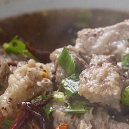 ต้มแซ่บเนื้อ