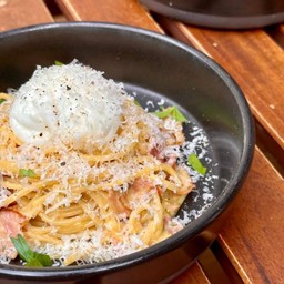 Poached eggs Spaghetti carbonara