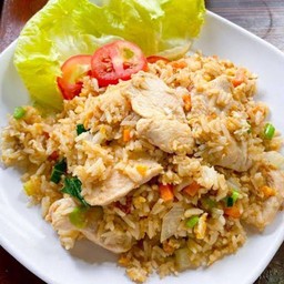 ข้าวผัดอกไก่