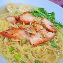 ชายสี่ บะหมี่เกี๊ยว ใต้ทางด่วน ถ.สามัคคี