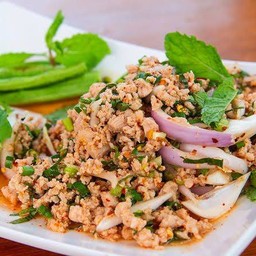 ลาบเนื้อ