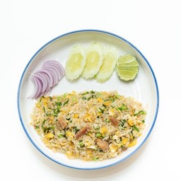 ข้าวผัด คะน้าปลาเค็ม เล็ก