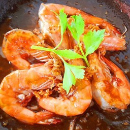 กระเทียมพริกไทย (ราดข้าว)