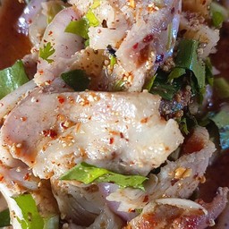 น้ำตกหมู