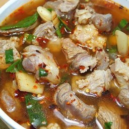 ต้มแซ่บเนื้อ
