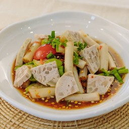 ตำไหลบัวปลาร้า หมูยอ