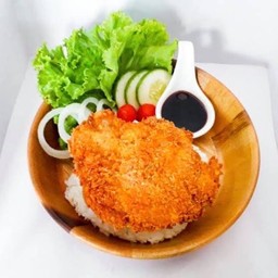 ข้าวหน้าปลาทอด ซอสทาทาร์