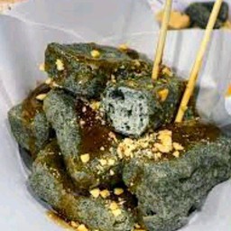 เต้าหู้ถั่วเหลืองผสมงาดำ20ชิ้น