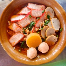 ก๋วยเตี๋ยวหมูแดงน้ำใส
