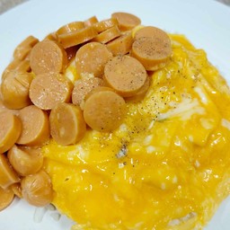 ข้าวไข่ข้น ไส้กรอก