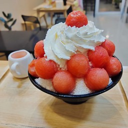บิงซู แตงโม (watermelon bingsu)