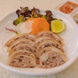 ขาหมูยัดไส้