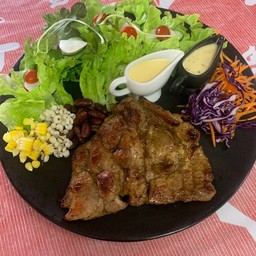 สลัดสเต็กสันคอหมู