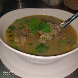 ซุปกระดูกวัวพริกสวน