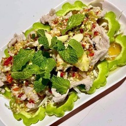 สลัดผัก/สลัดโรล/ยำรสเด็ด บ้านพี่ยู