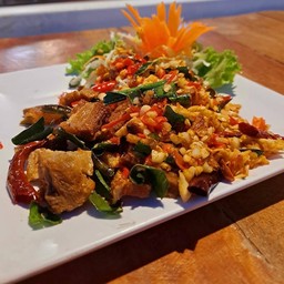 I12-หมูกรอบคั่วพริกเกลือ