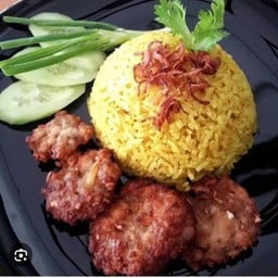 ข้าวหมกไก่+ซุปน่องไก่ หนามแดง