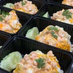 ข้าวไข่ขยี้กุ้ง