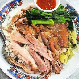 ข้าวขาหมู
