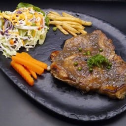 สเต็ก ละ ยำ บาย เลิฟยู STEAK N’ YUM By LoveYou -
