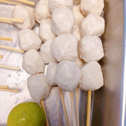 ลูกชิ้นไก่