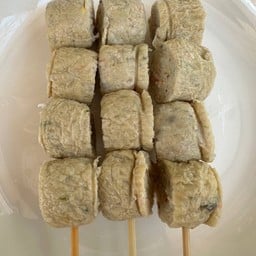 ลูกชิ้นทอดป้าตา ซอยสุกัญญา