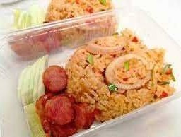 ข้าวผัดต้มยำ กุญเชียง