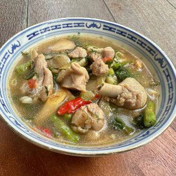 อ่อมน่องไก่ (Chicken Drumstick Oom)