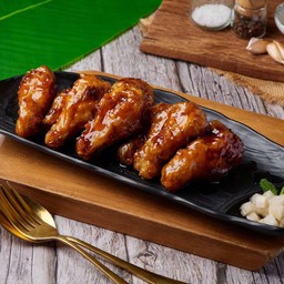 ไก่เกาหลี(รสการ์ลิค)8ชิ้น