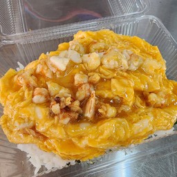 ไข่ข้นกุ้ง ราดข้าว