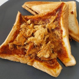 แซนวิซอบร้อน หมูหยองน้ำพริกเผาแม่ประนอม