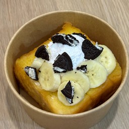 โทสต์  กล้วย โอรีโอ้ วิปครีม