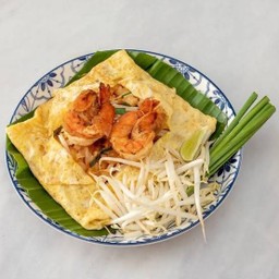 ผัดไทยทะเลห่อไข่