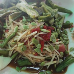 ตำป่าผักลวก+หมึก+กุ้ง