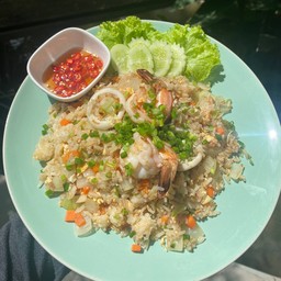ข้าวผัดทะเล/กระเพราทะเล